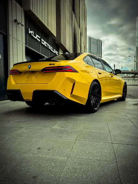 BMW M5 F90