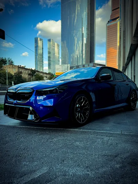 BMW M5 G90